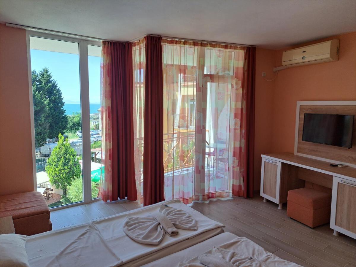 Copacabana Hotel Равда Екстер'єр фото